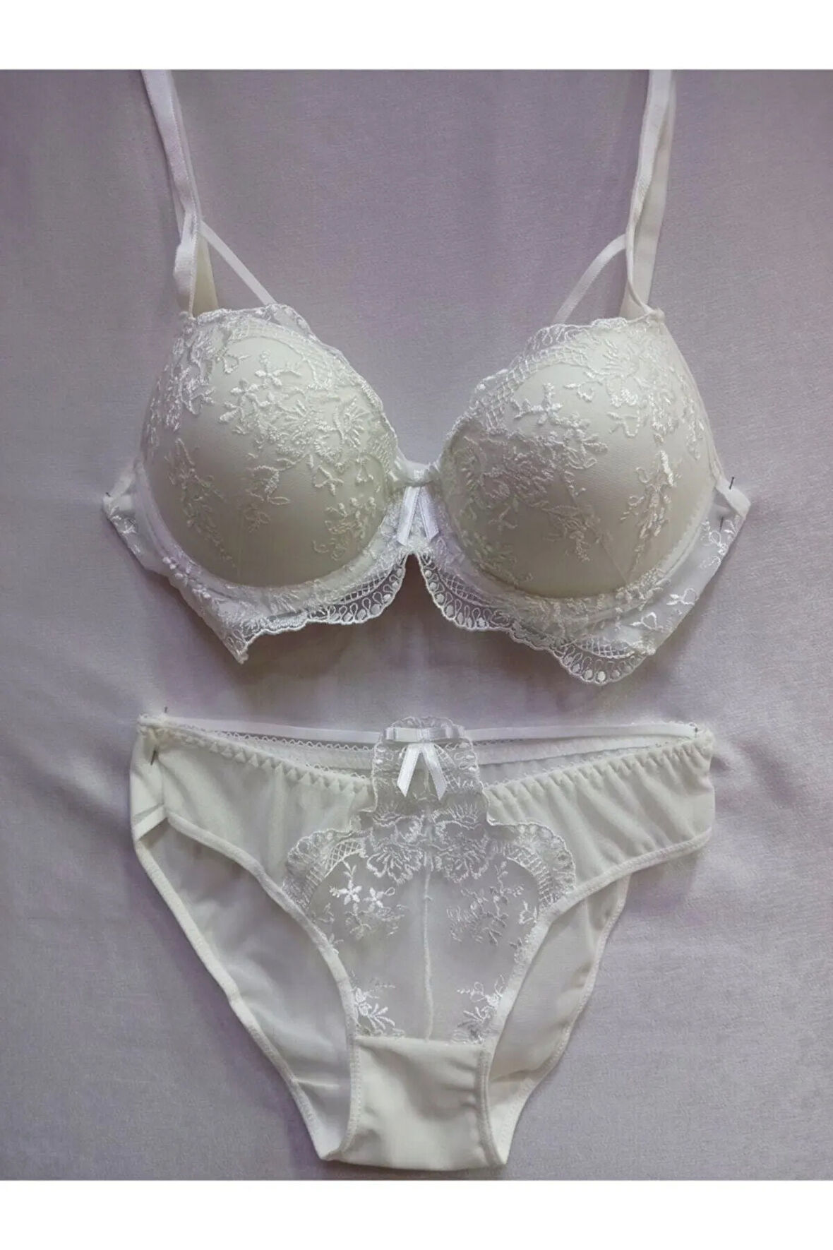 Kadın Telli Dantelli Destekli Sütyen Takım