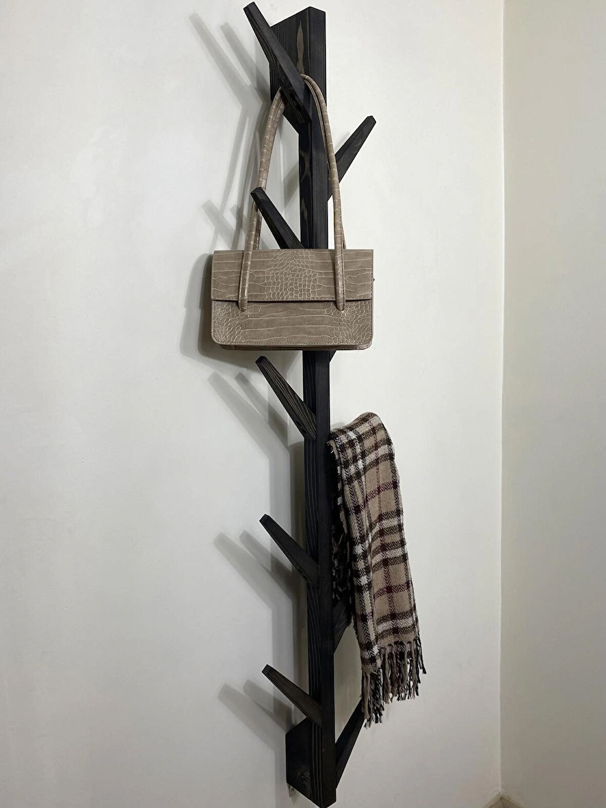 O&A Wood Doğal Ahşap Vestiyer, Dekoratif 10 Askılı Portmanto,Siyah