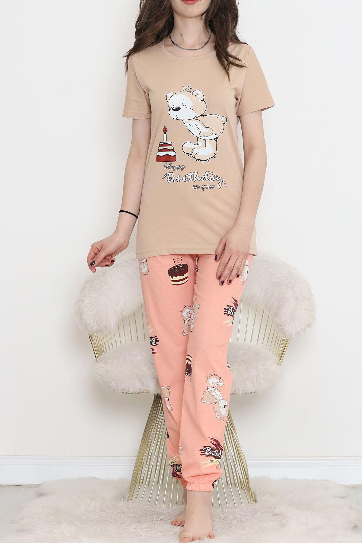 Desenli Pijama Takımı Vizon