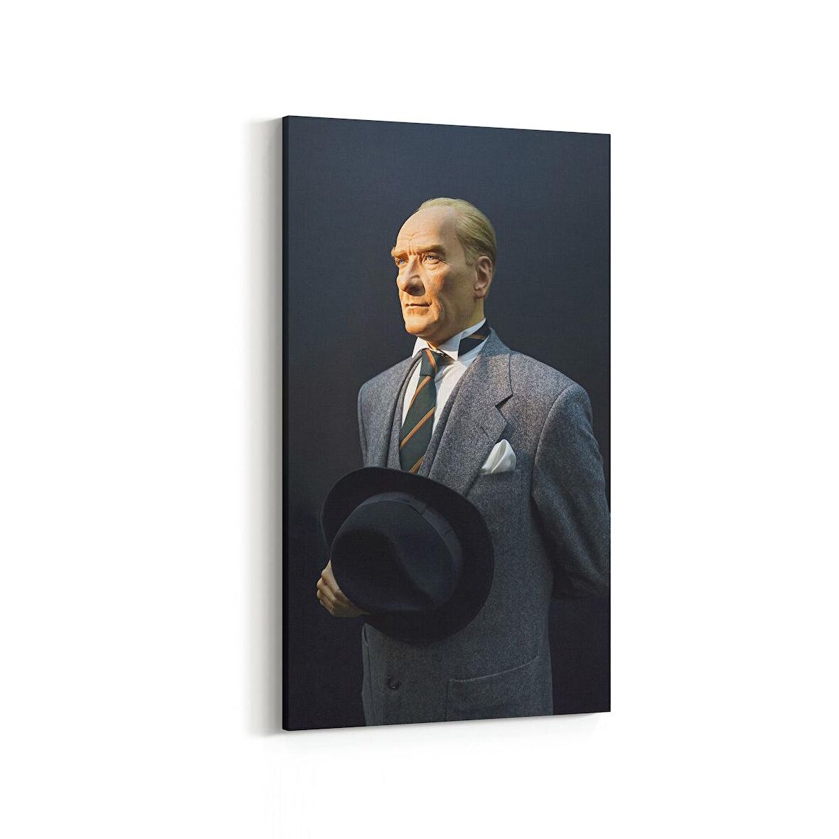 Olla 12421DD Mustafa Kemal Atatürk Dikey Dar Kanvas Tablo (Ölçü: 30X60)