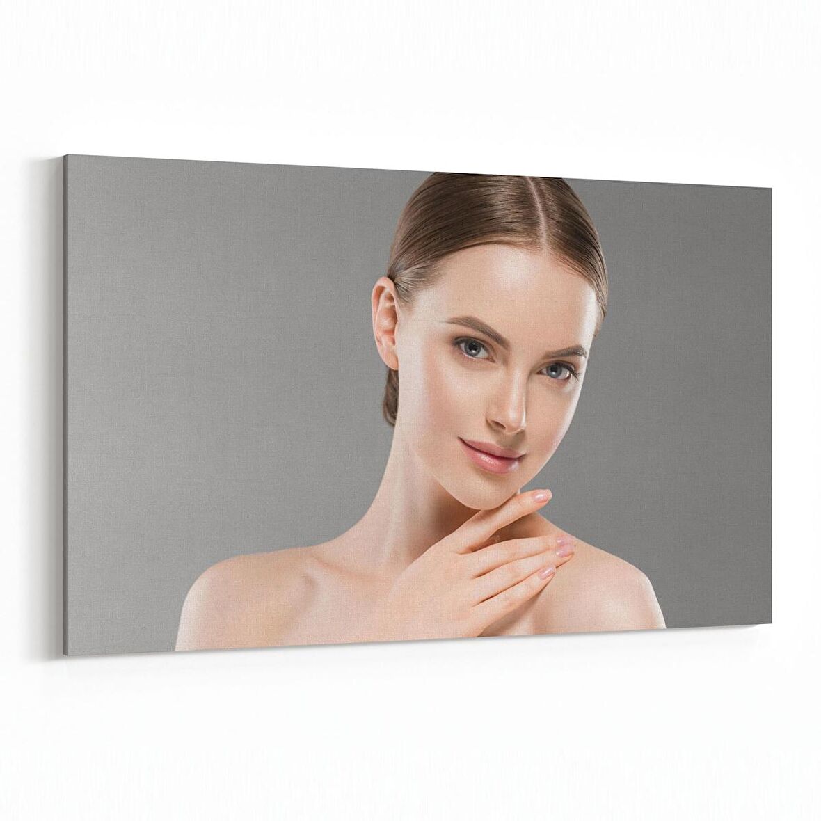 Olla 16785Y Model / Manken Görseli Yatay Kanvas Tablo (Ölçü: 30X20)