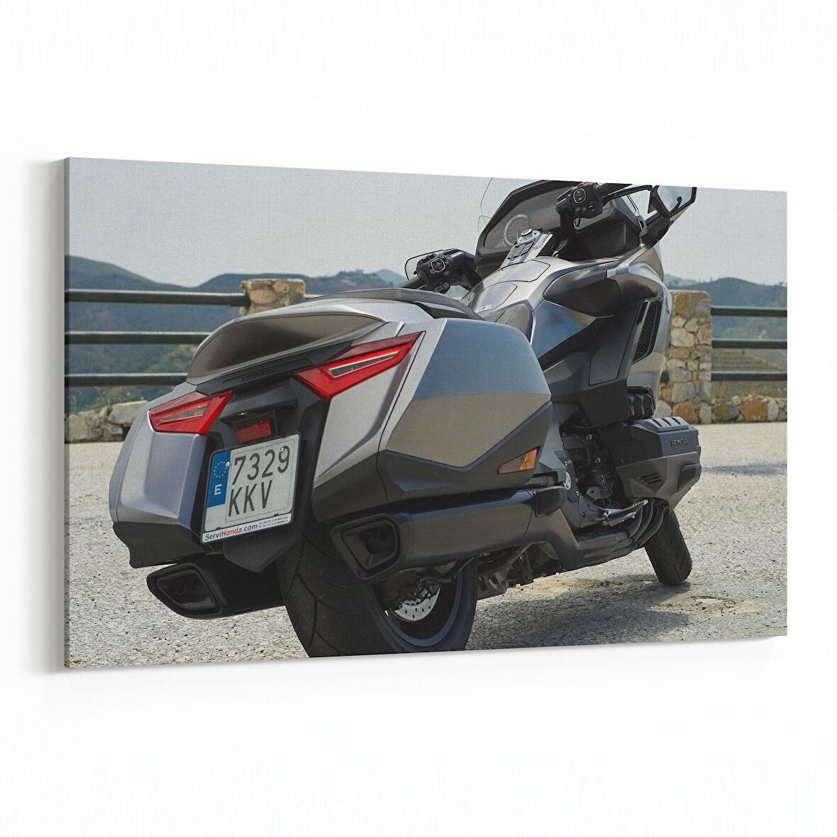 Olla 12236Y Araç Görseli Yatay Kanvas Tablo (Ölçü: 45X30)