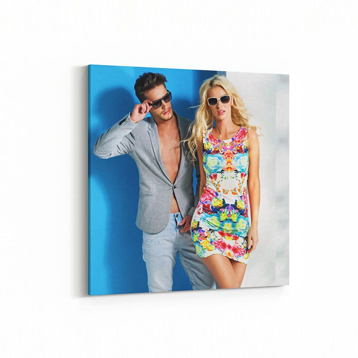 Olla 16874K Model / Manken Görseli Kare Kanvas Tablo (Ölçü: 100X100)