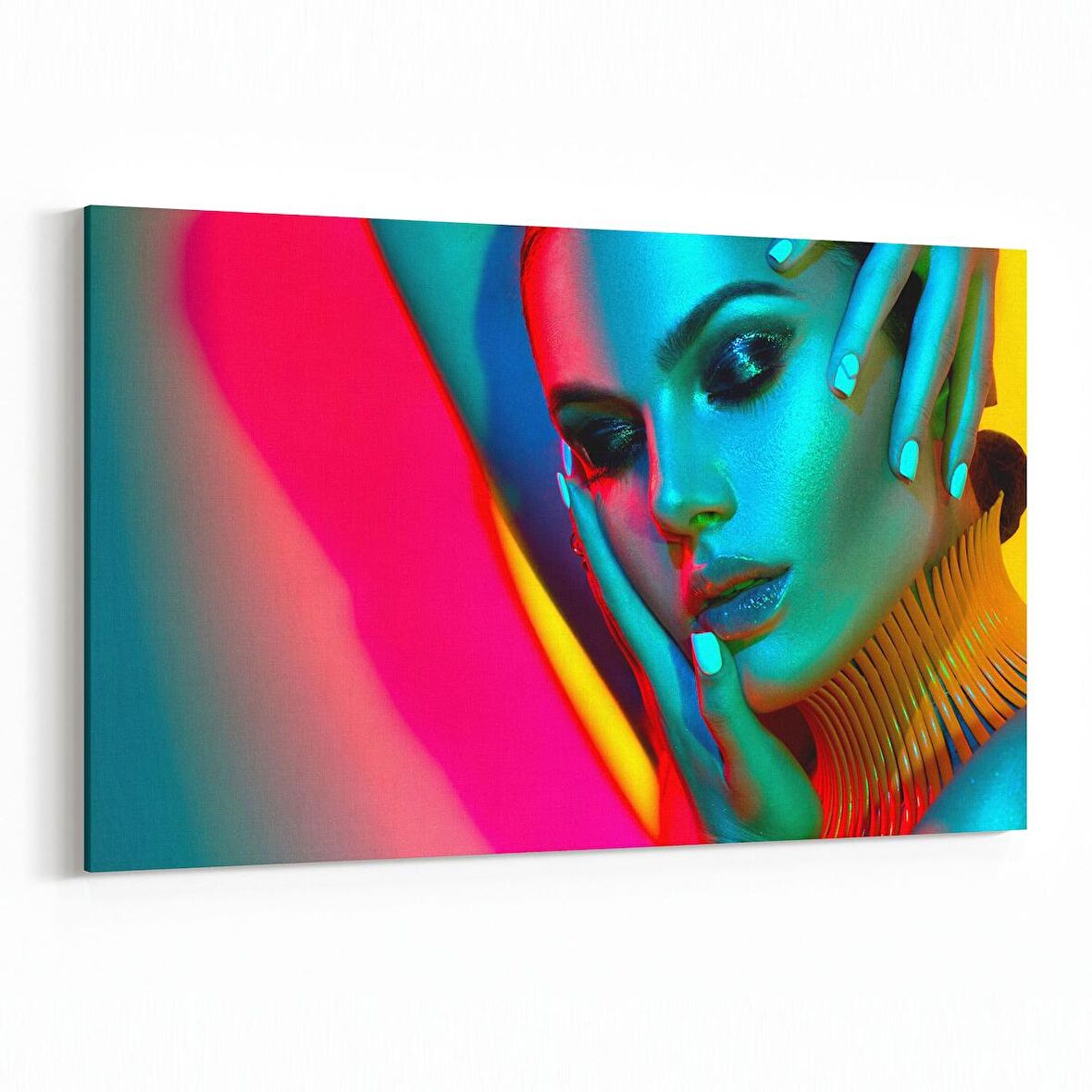 Olla 17001Y Model / Manken Görseli Yatay Kanvas Tablo (Ölçü: 70X50)