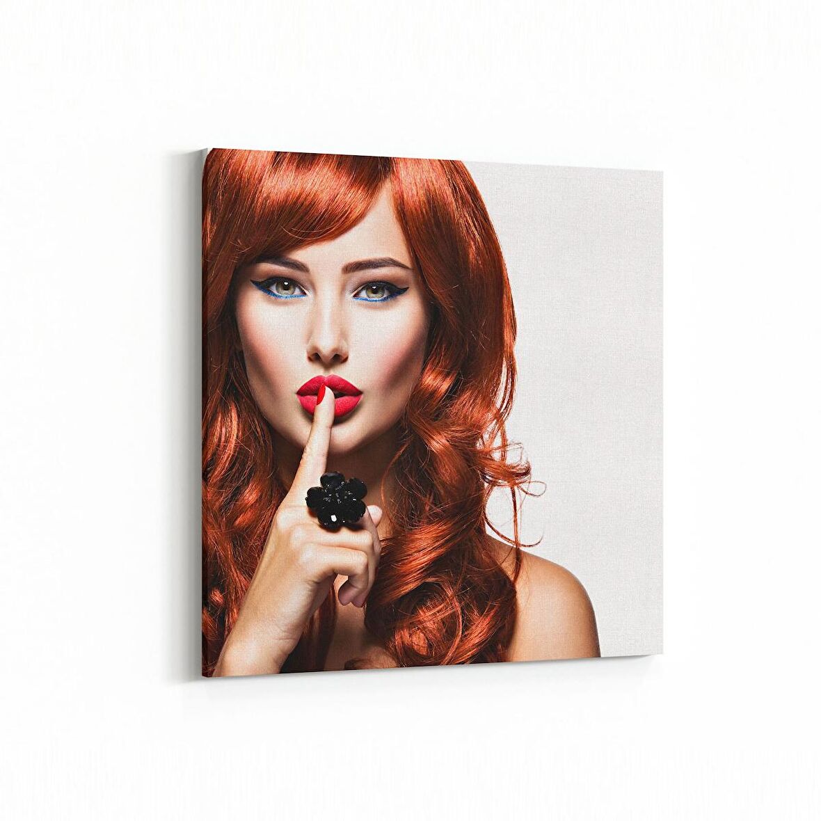 Olla 16813K Model / Manken Görseli Kare Kanvas Tablo (Ölçü: 25X25)