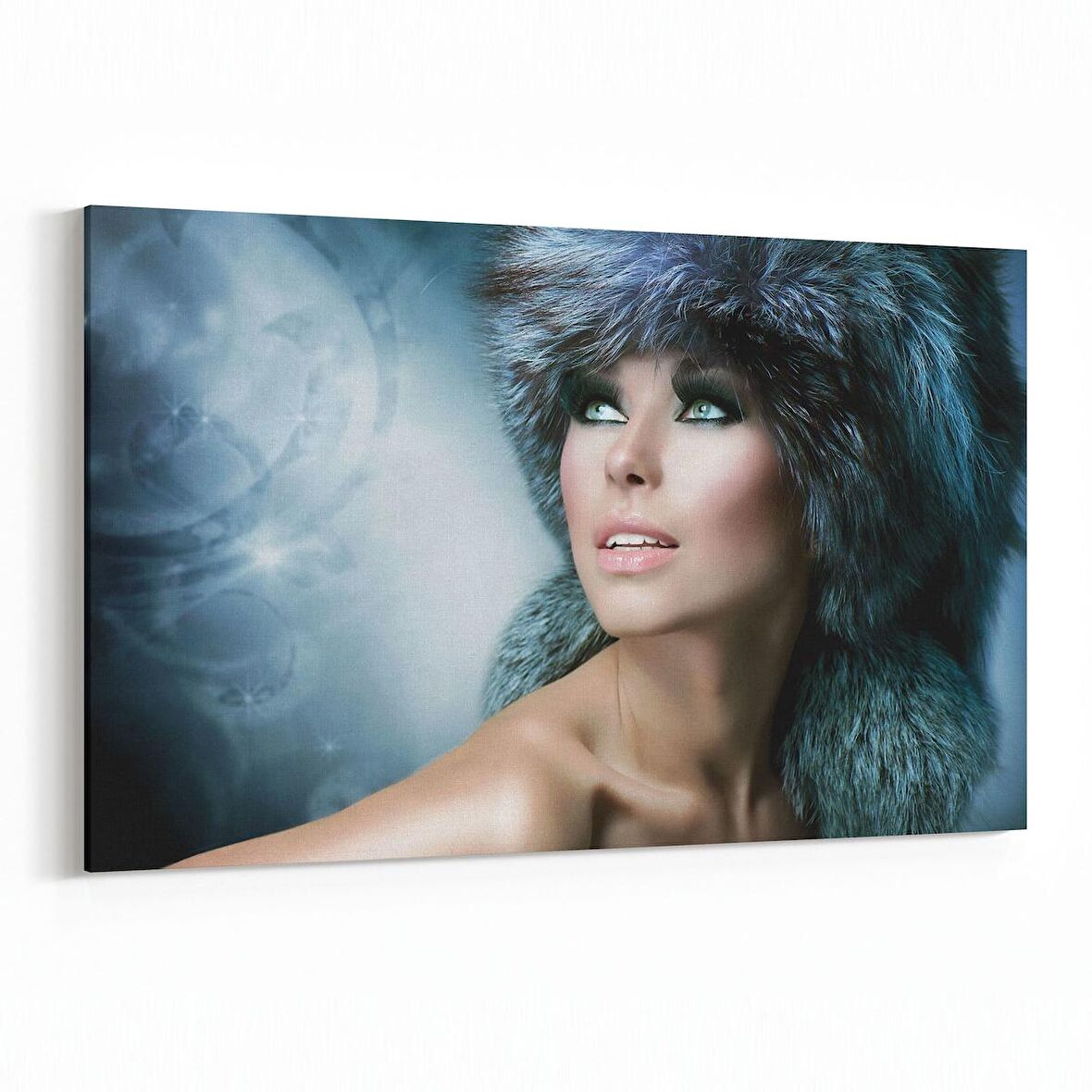 Olla 16782Y Model / Manken Görseli Yatay Kanvas Tablo (Ölçü: 120X80)