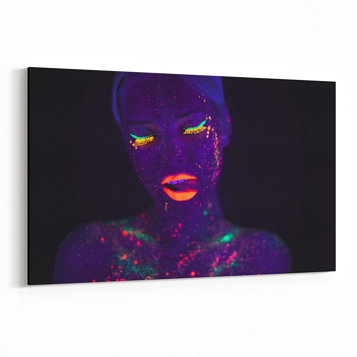 Olla 16783Y Model / Manken Görseli Yatay Kanvas Tablo (Ölçü: 150X100)