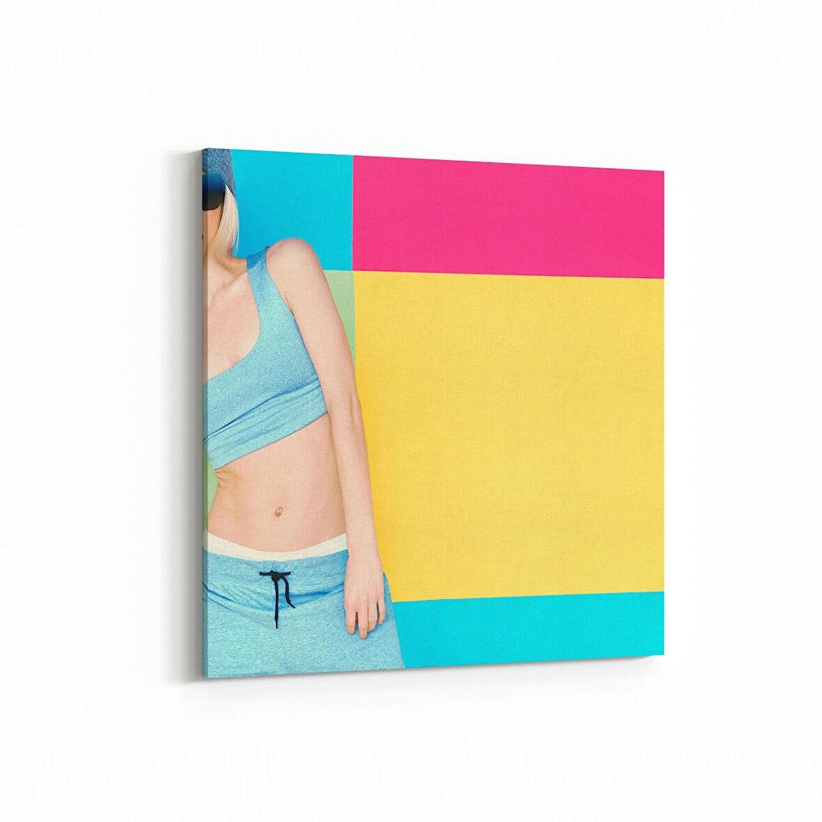 Olla 16859K Model / Manken Görseli Kare Kanvas Tablo (Ölçü: 25X25)