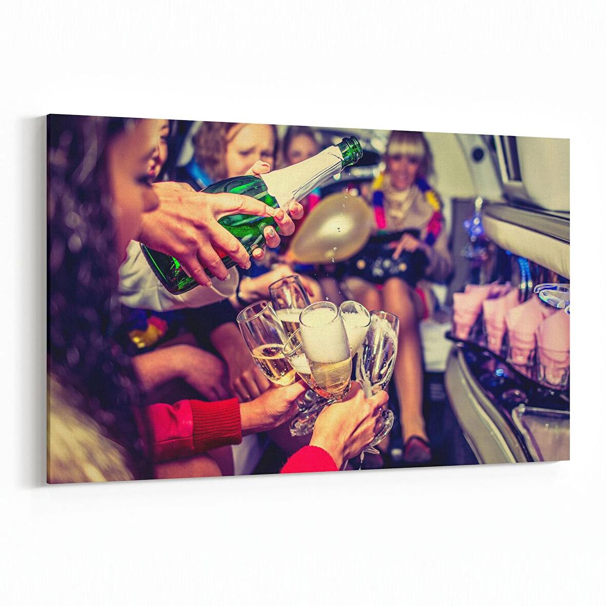 Olla 16844Y Model / Manken Görseli Yatay Kanvas Tablo (Ölçü: 70X50)