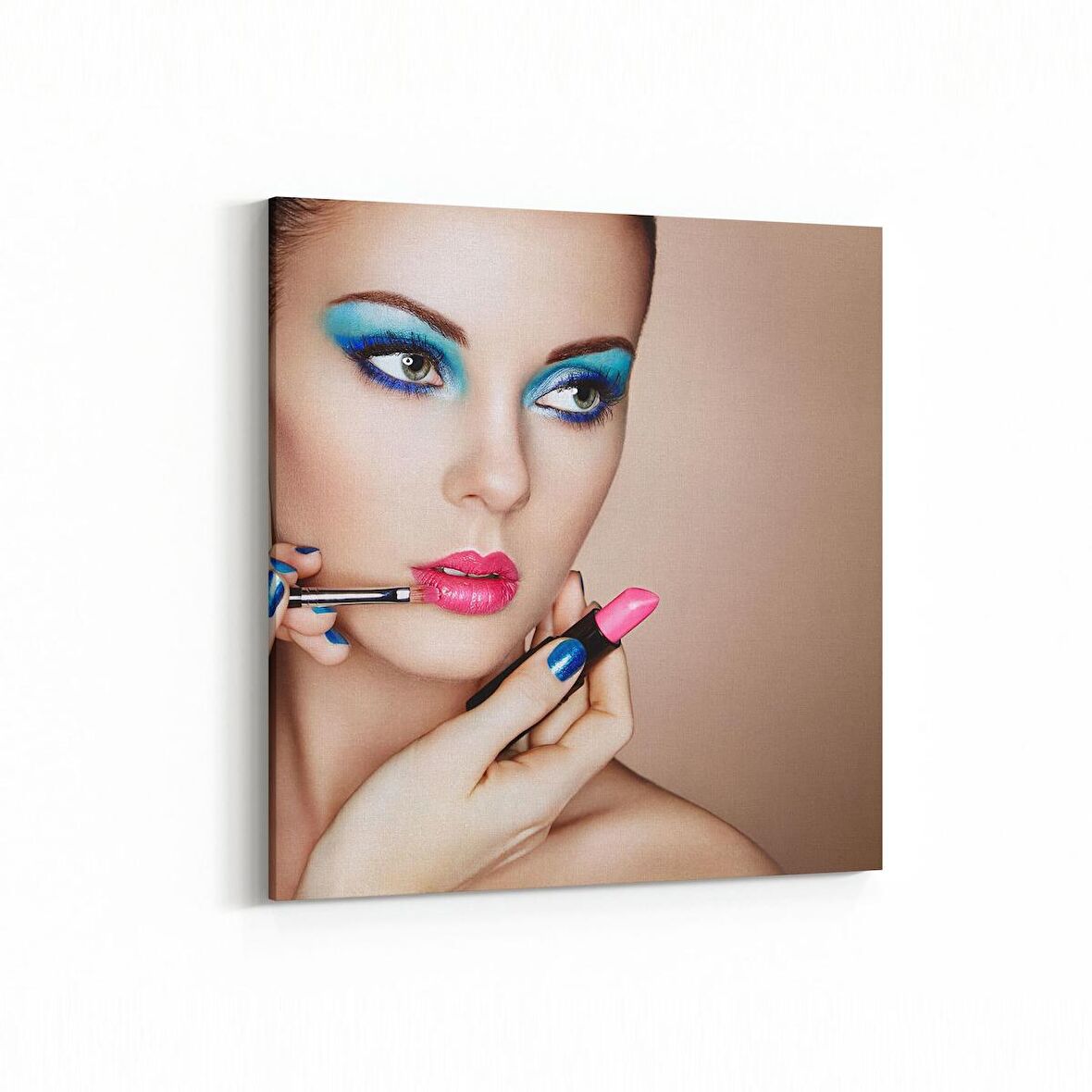 Olla 16773K Model / Manken Görseli Kare Kanvas Tablo (Ölçü: 30X30)