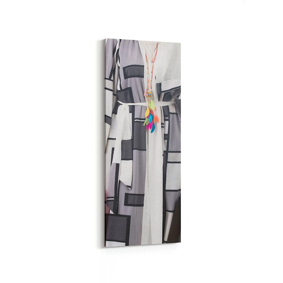 Olla 16760DI Model / Manken Görseli Dikey İnce Kanvas Tablo (Ölçü: 40X120)