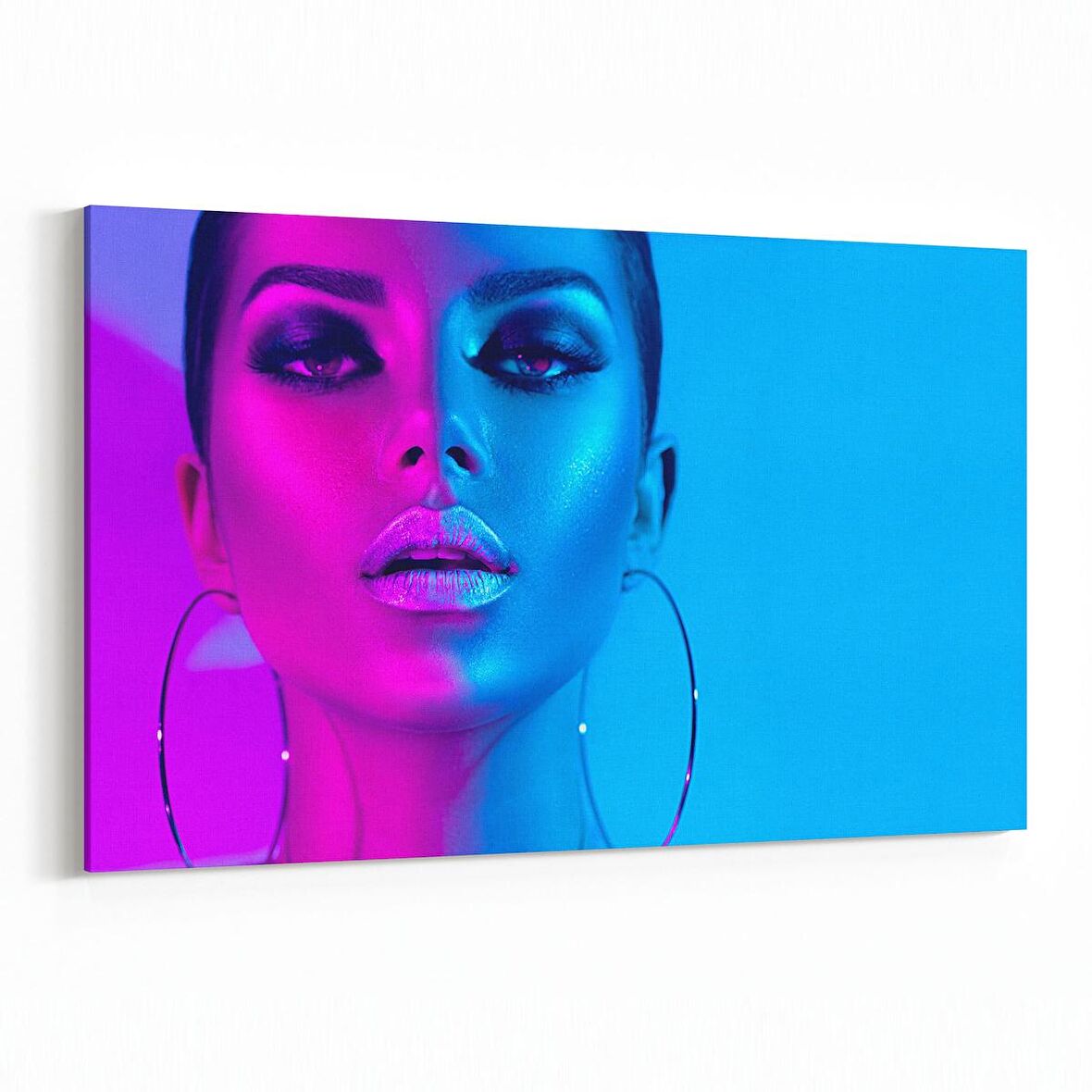 Olla 16784Y Model / Manken Görseli Yatay Kanvas Tablo (Ölçü: 150X100)