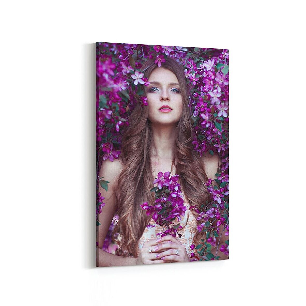 Olla 16990D Model / Manken Görseli Dikey Kanvas Tablo (Ölçü: 100X150)