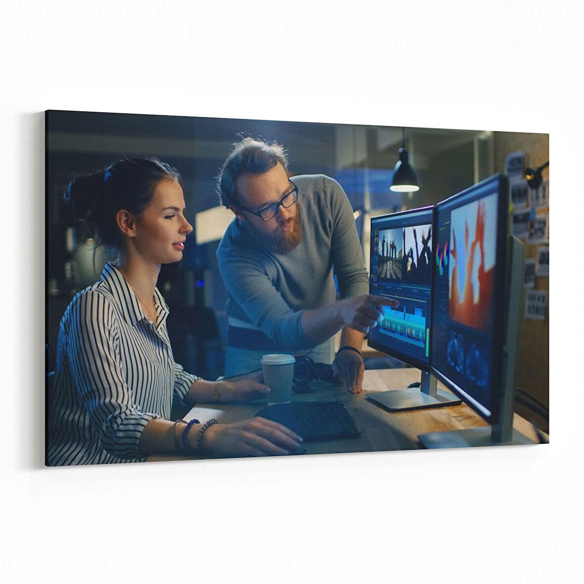 Olla 17005Y Model / Manken Görseli Yatay Kanvas Tablo (Ölçü: 45X30)