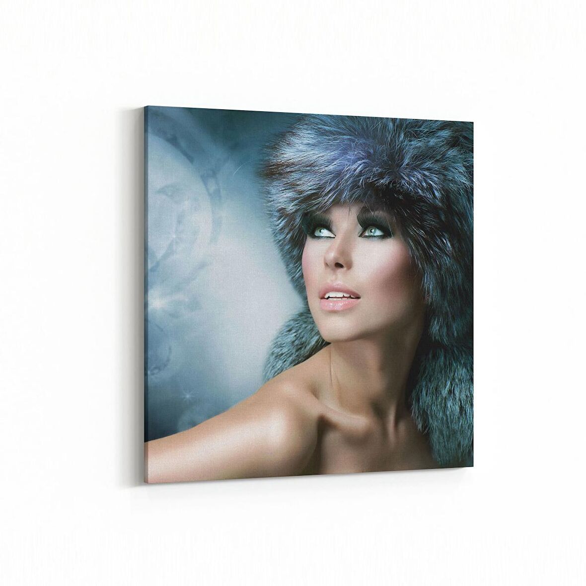 Olla 16782K Model / Manken Görseli Kare Kanvas Tablo (Ölçü: 25X25)