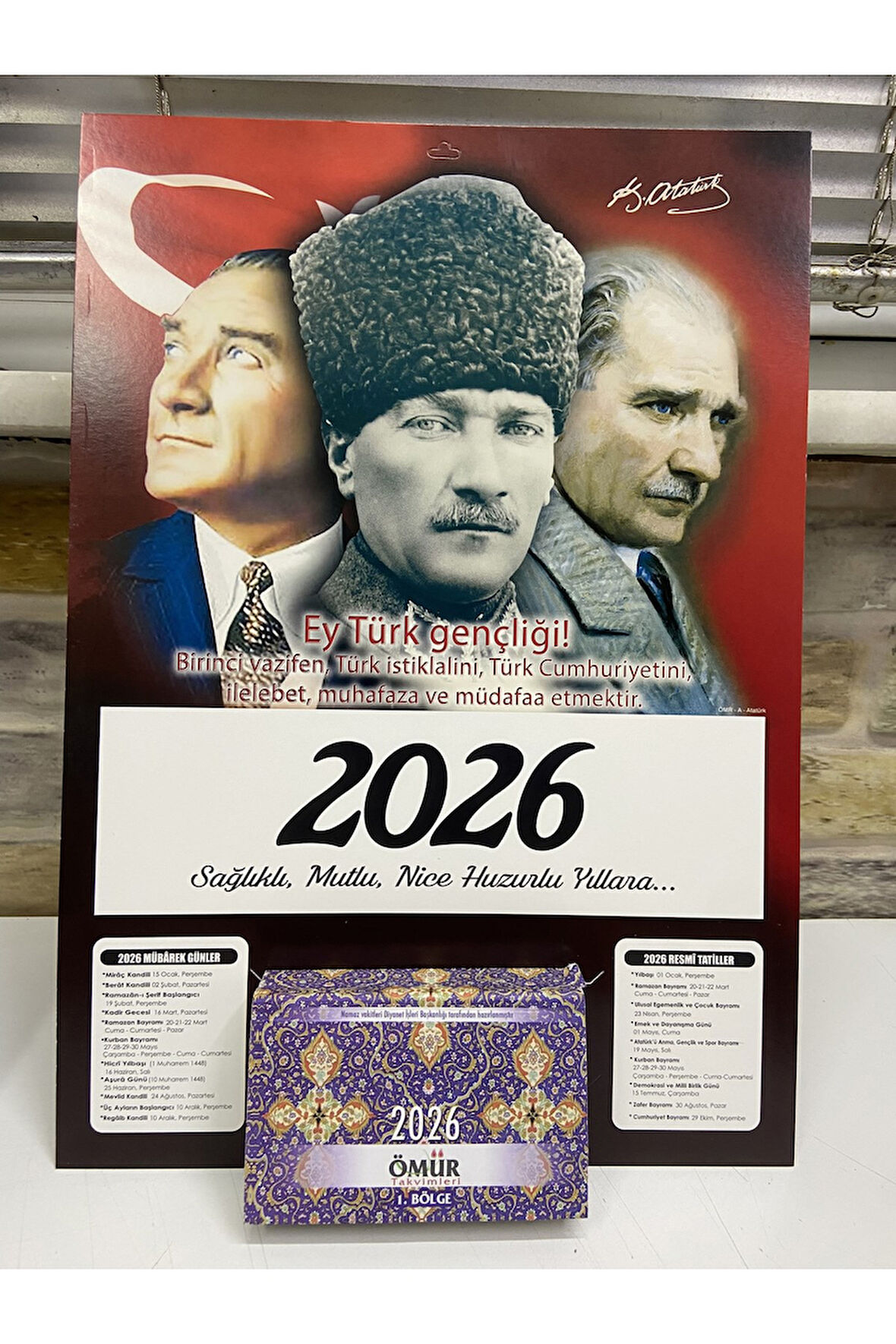 Takvim Atatürk Görselli 2026 Kartonlu Yapraklı Duvar Takvimi
