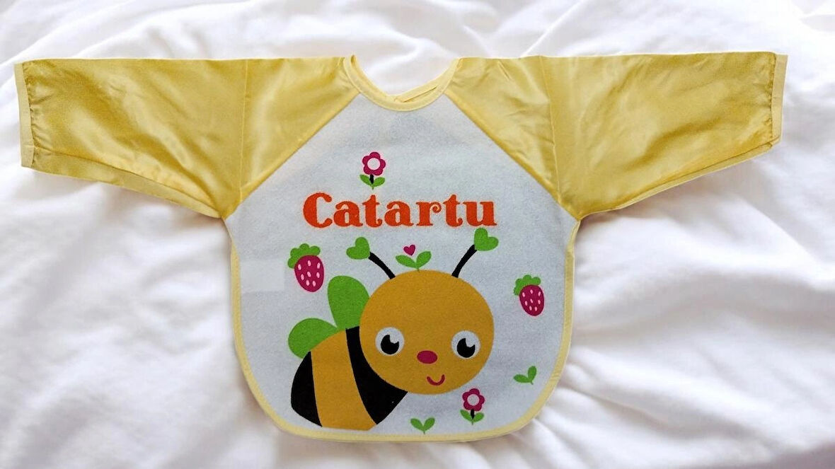 0-12 AY KOLLU ŞİRİN RENKLİ DESENLİ MAMA  ÖNLÜĞÜ