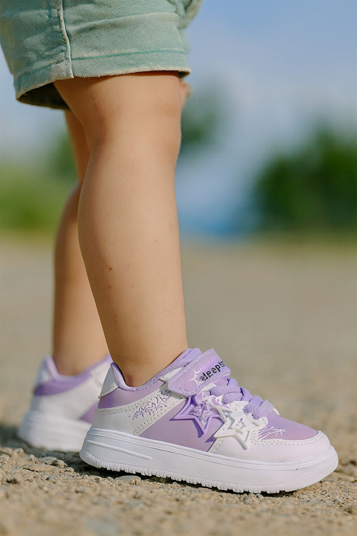 Kız Çocuk Yıldız Detaylı Sneaker Ayakkabı