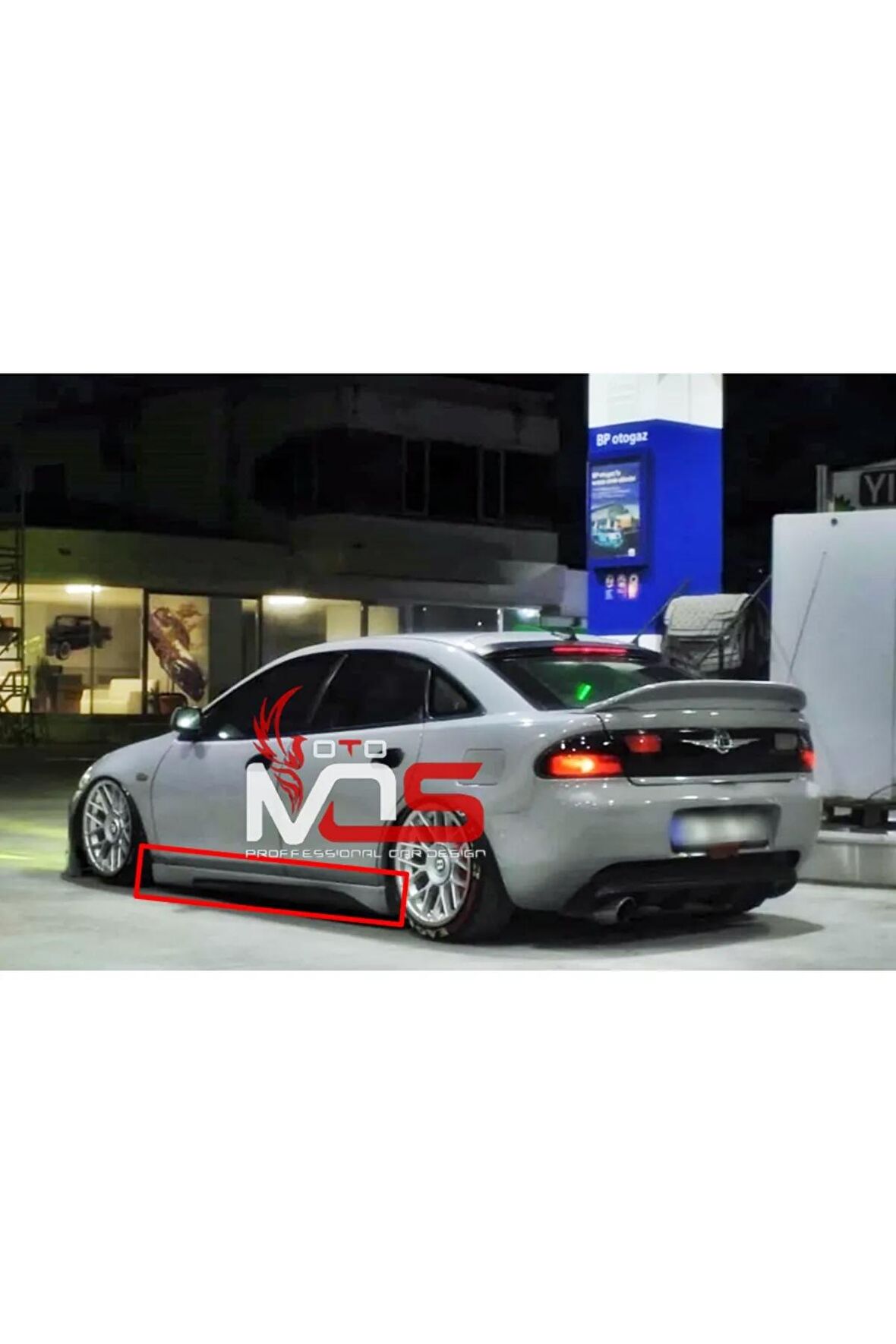 MAZDA 323 MARŞPİYEL SAĞ SOL TK FİBERGLASS BOYASIZ