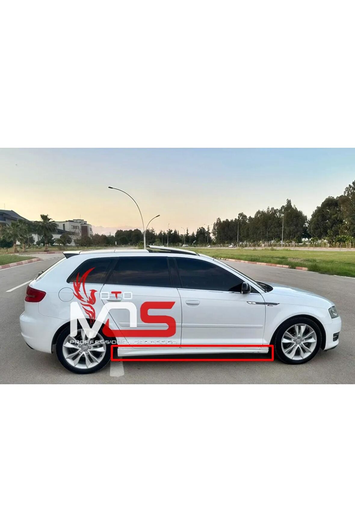 AUDİ A3 R MARŞPİYEL SAĞ SOL TAKIM FİBERGLASS BOYASIZ