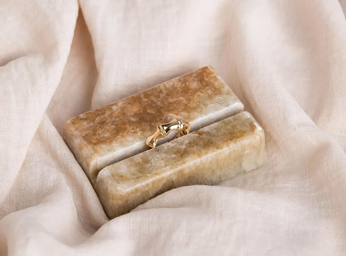 Altın Modern Yüzük