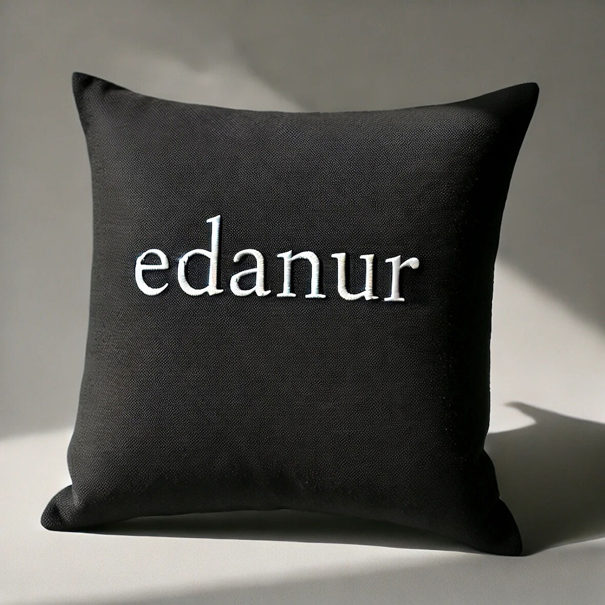 Favolli Kişiye Özel Nakışlı Home Daily Series Siyah Renk Kırlent Yastık Kılıfı