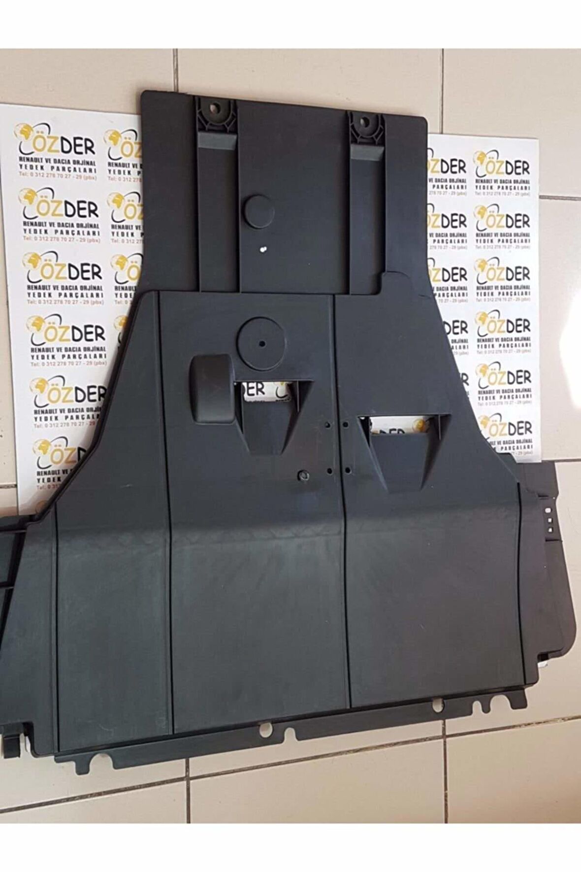 Fluence Karter Muhafazası Koruma Pilastiği 758900024r