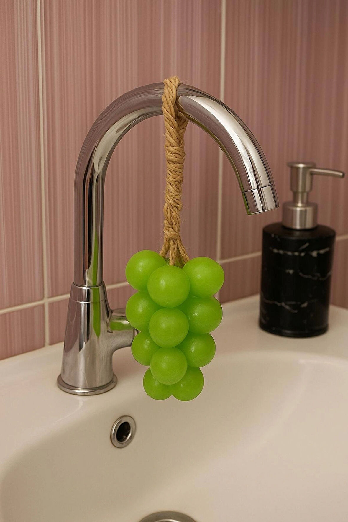 Doğal el yapımı üzüm desenli dekoratif sabun 