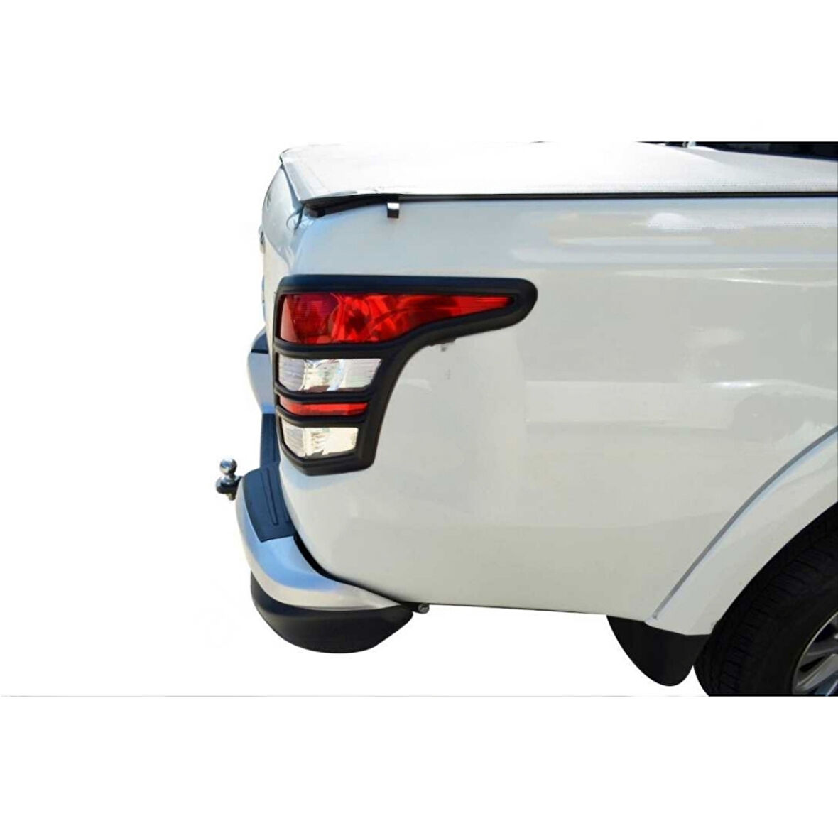 Mitsubishi L200 2015-2019 Far Stop Çerçeve Kaplama Siyah
