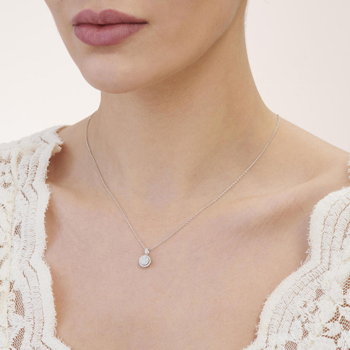 Pırlanta Bouquet Kolye