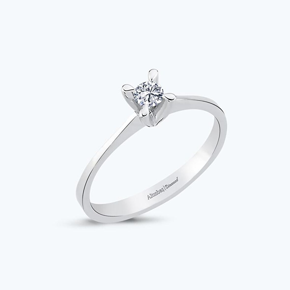 Pırlanta Tektaş Yüzük