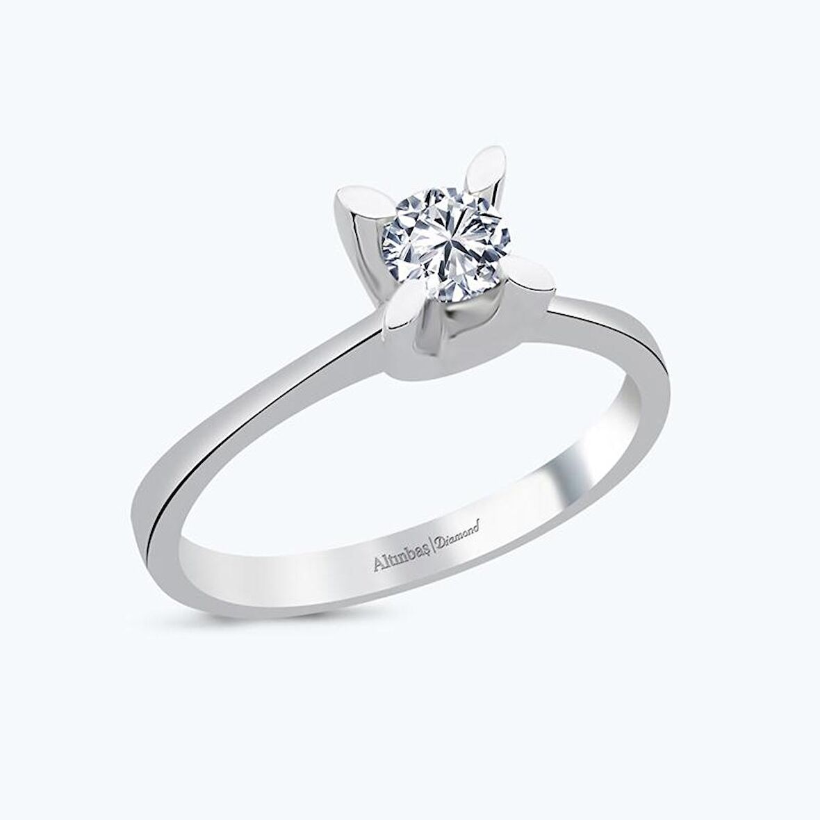 Pırlanta Tektaş Yüzük