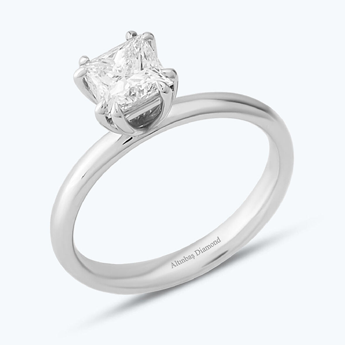 Pırlanta Tektaş Yüzük