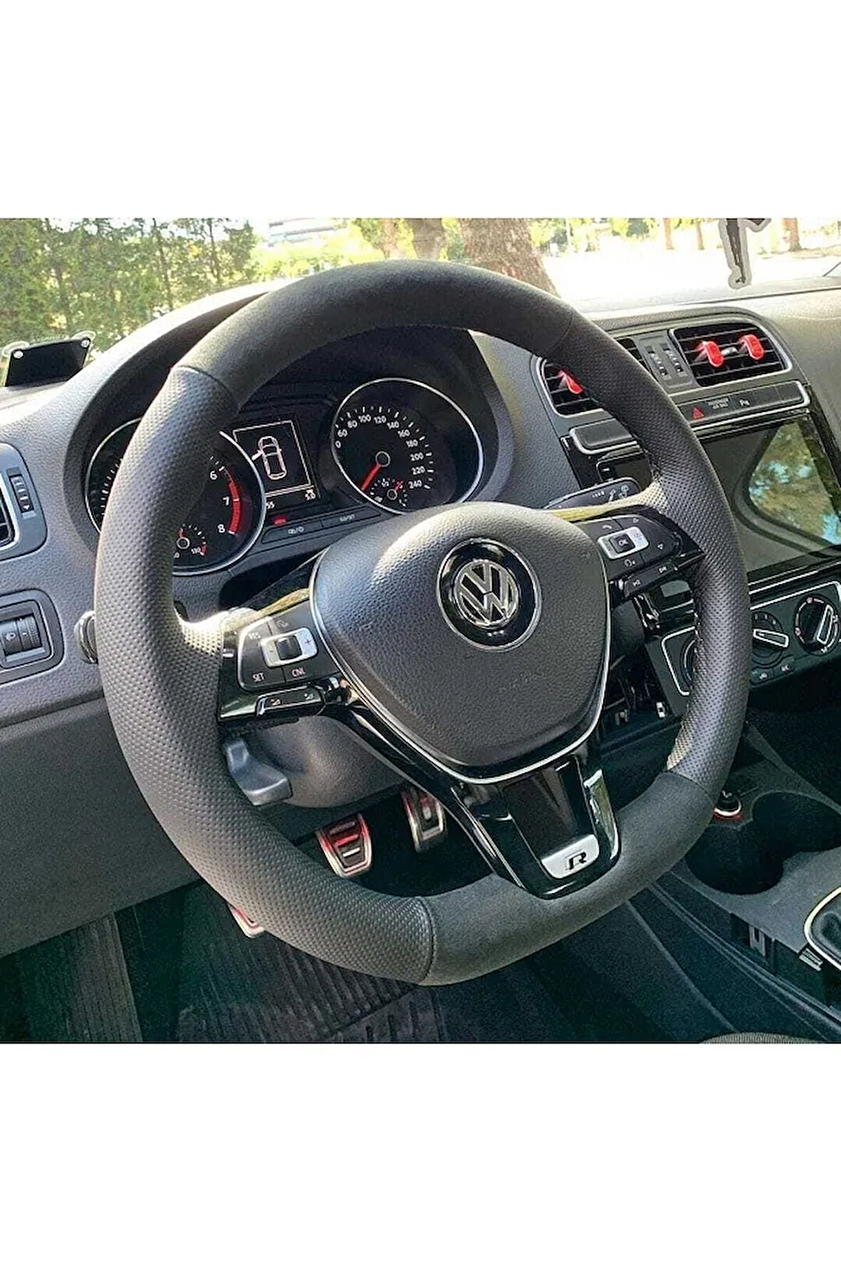 Volkswagen Passat Alcantara Araca Özel Direksiyon Kılıfı