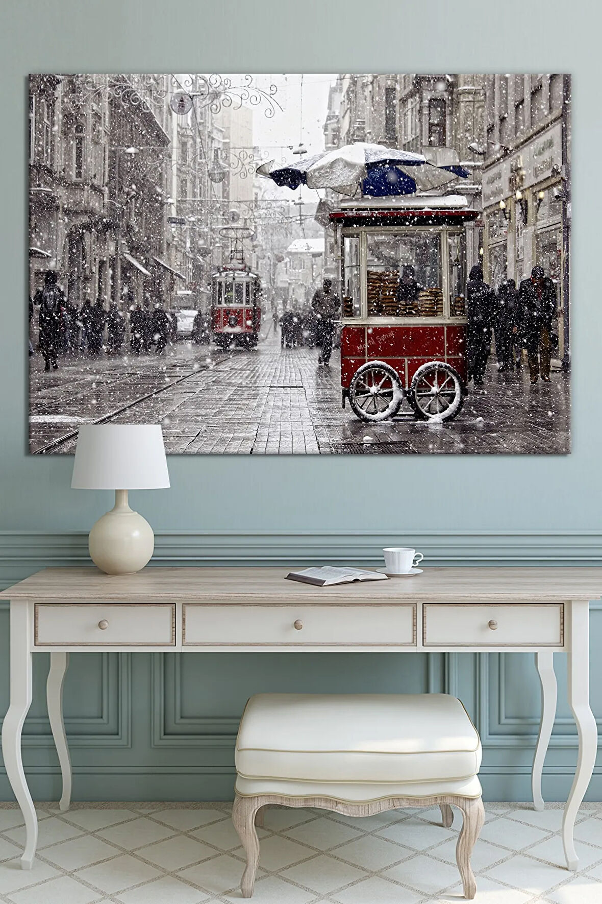 Istiklal Caddesi Taksim Tramvay Dekoratif Kanvas Tablo