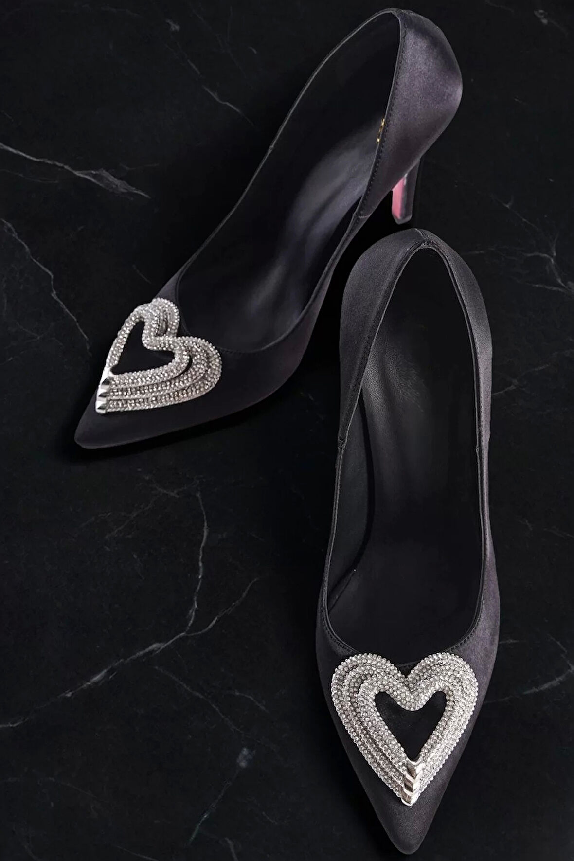 Şık Tasarım Kalp Tokalı Stiletto Topuklu Ayakkabı Şık ve Zarif Abiye Ayakkabı