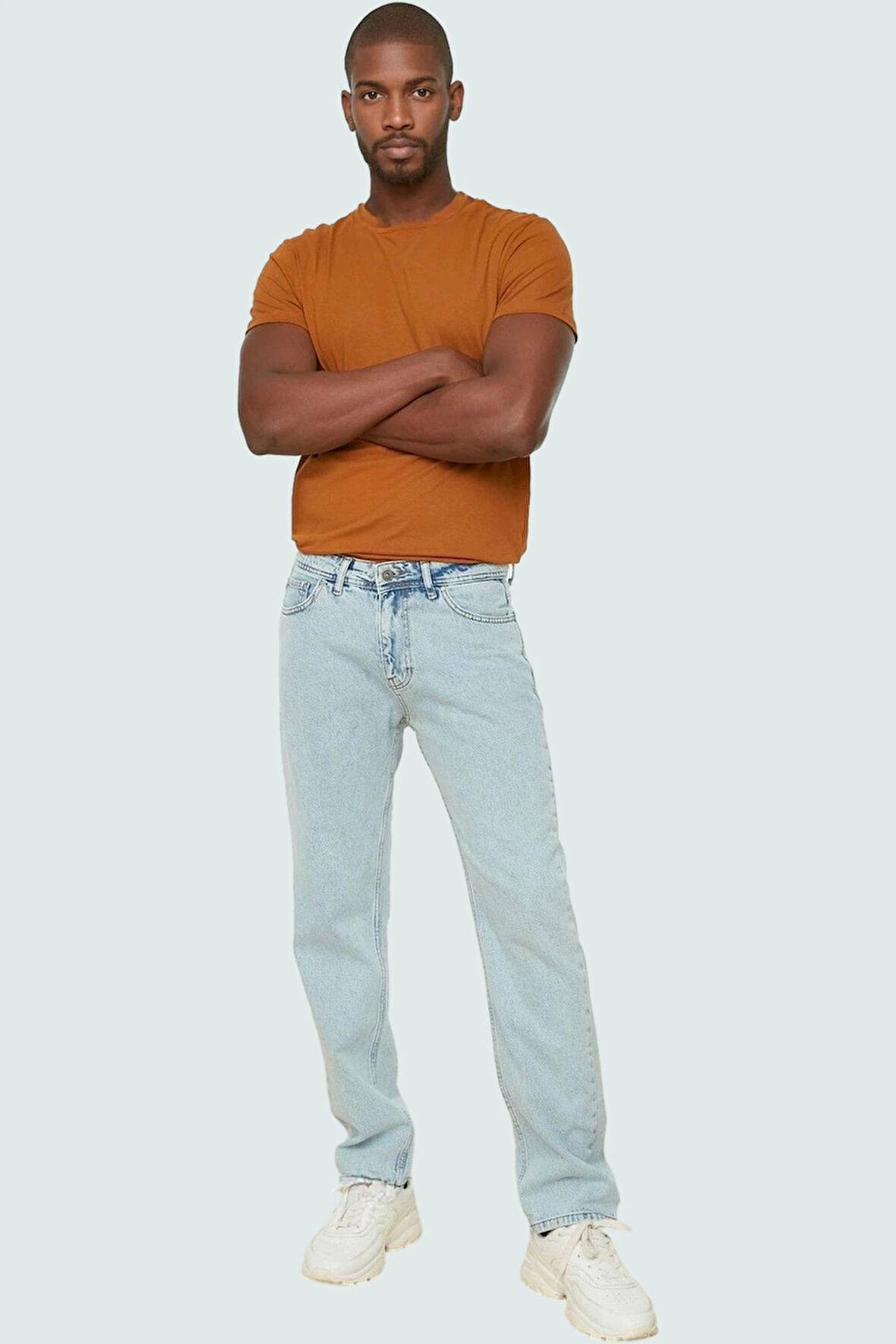 Erkek Regular Fit Kot Pantolon Pamuk Denim Kumaş Günlük Stil Hafta Sonu Yaz Aylarının Vazgeçilmezi