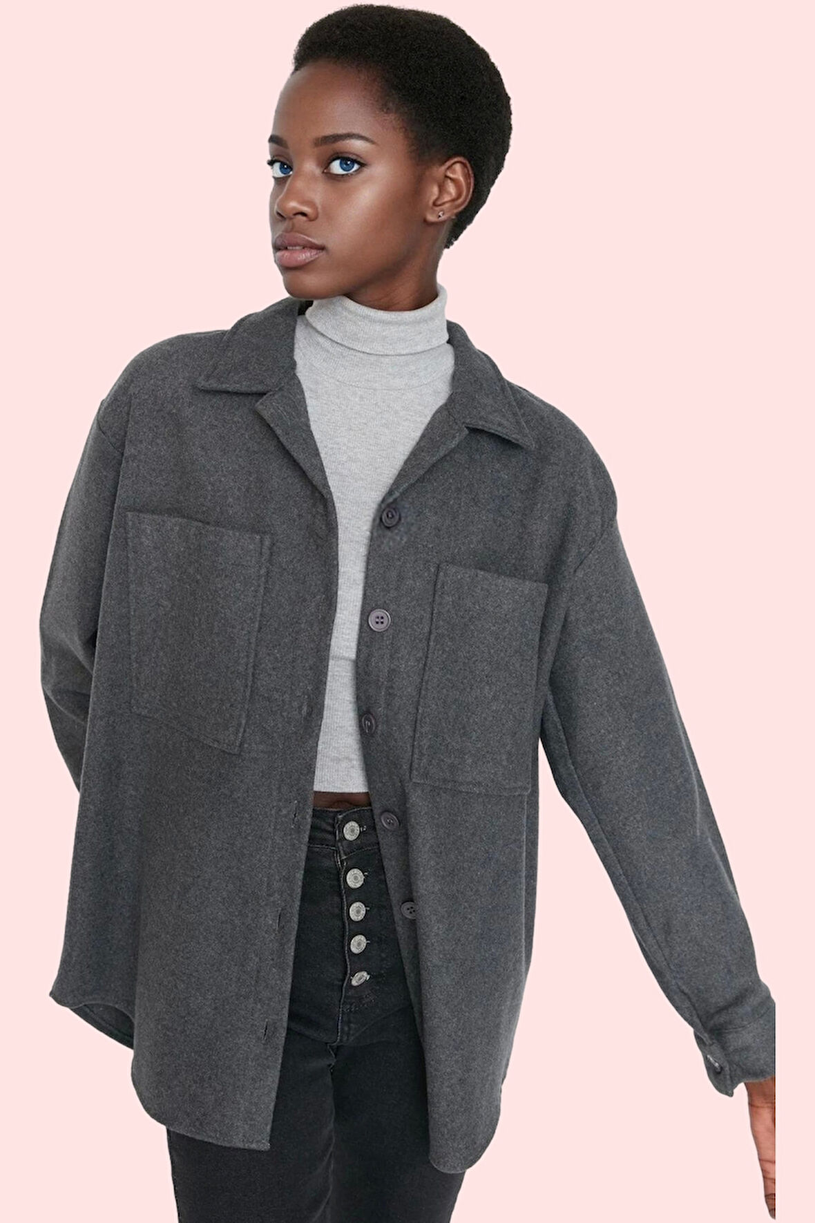 Kadın Oversize Kaşe Dokuma Gömlek Düz Desen Günlük Kullanım İçin Yaz Aylarının Vazgeçilmezi