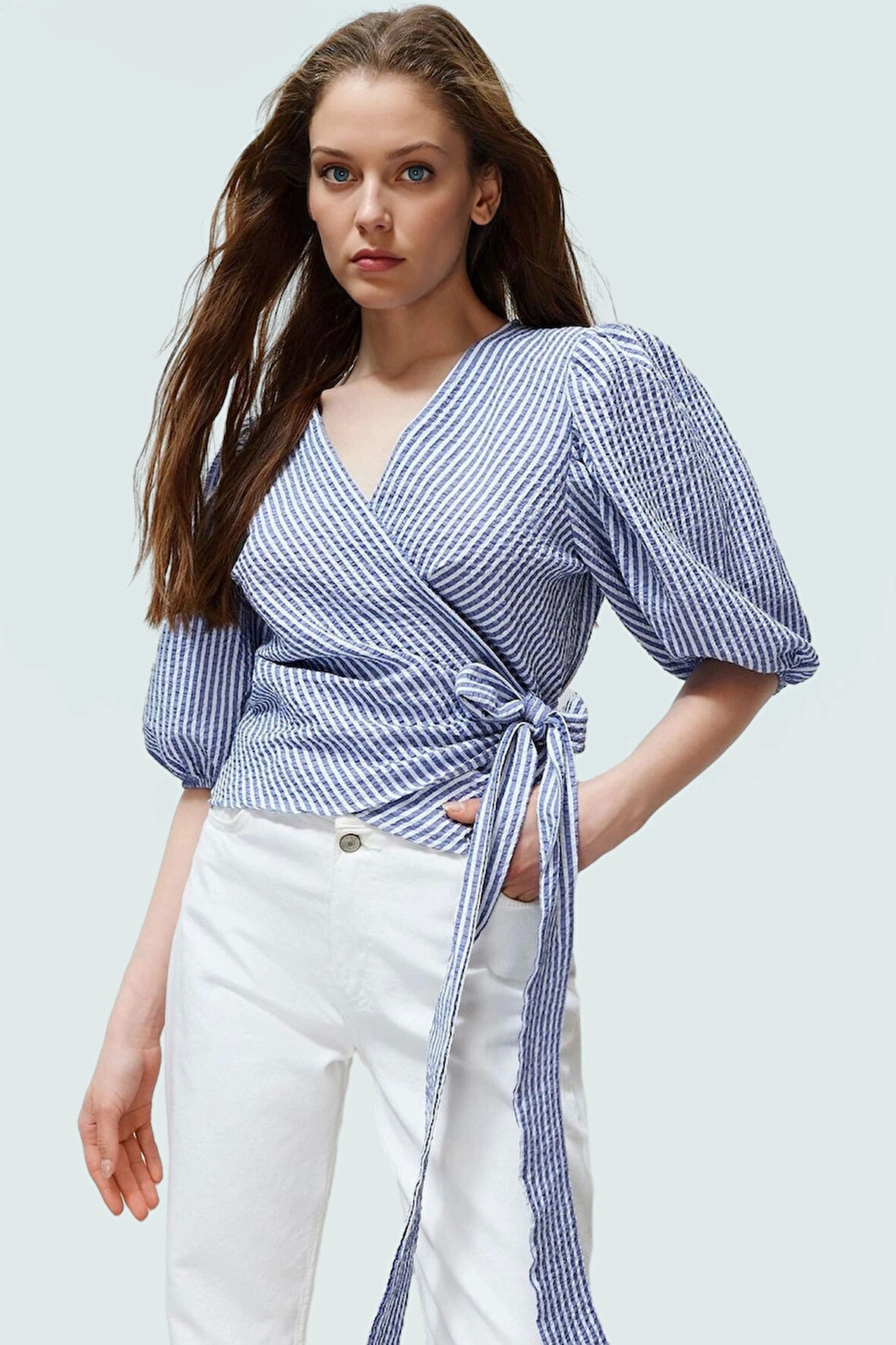 Şık Çizgili Gofre Bluz V Yaka Balon Kol Yazlık Rahat Ve Özel Tasarım Kaliteli İşçilik