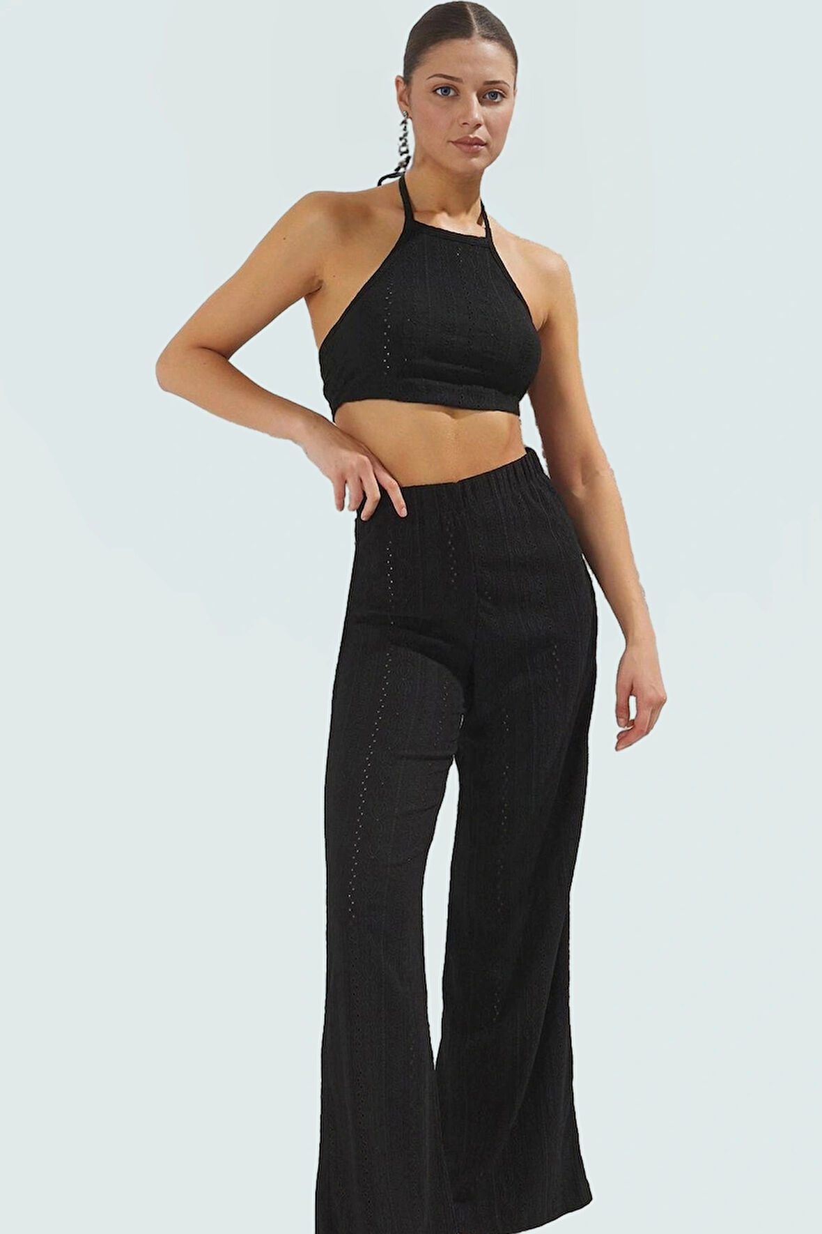 Dantel Detaylı Halter Yaka Crop Bluz ve Geniş Paça Pantolon Plaj Takımı Özel Tasarım