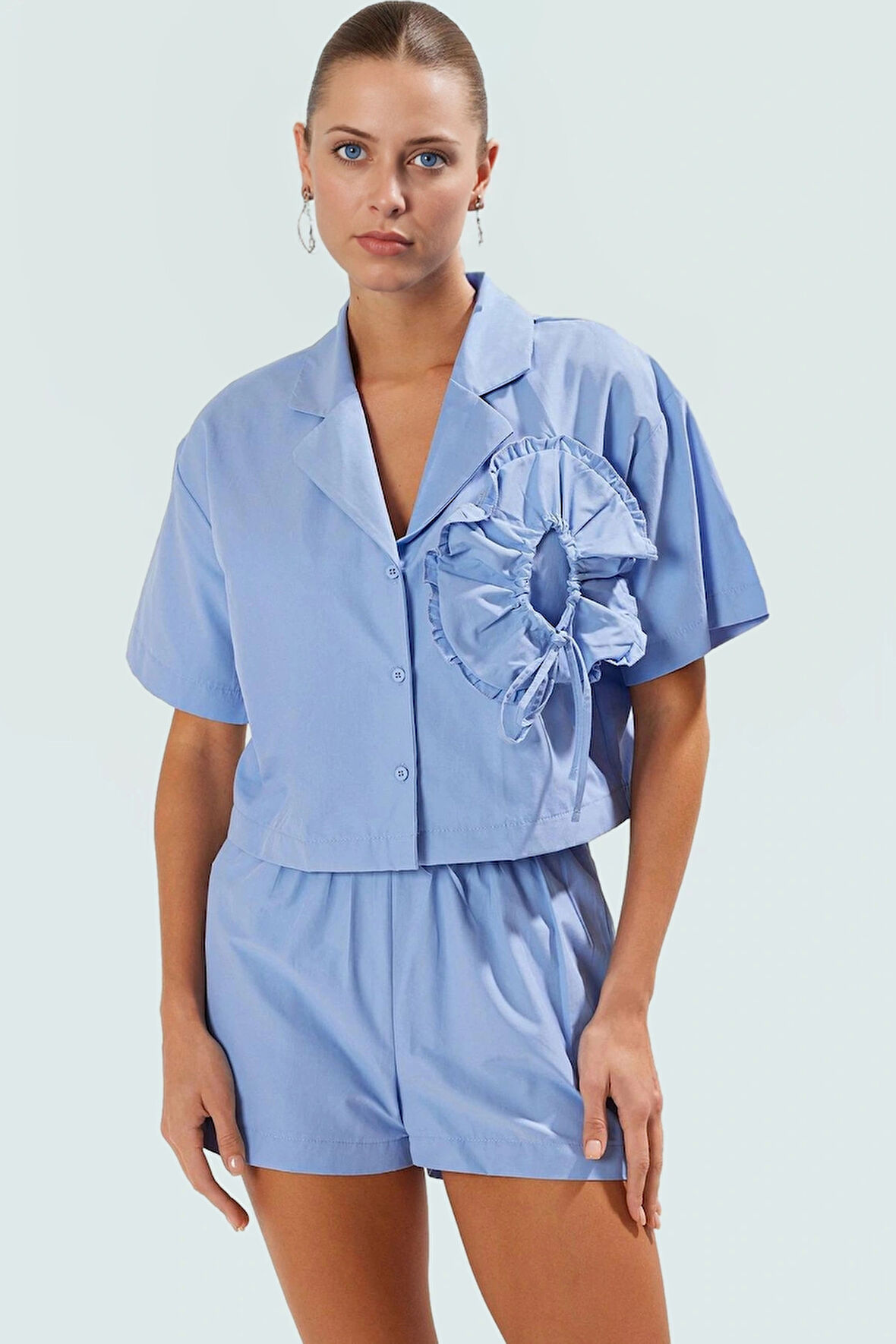 Şık Pamuklu Yazlık Gömlek Şort Takım Plaj için İdeal Görünüm Premium Kalite Modern Stil