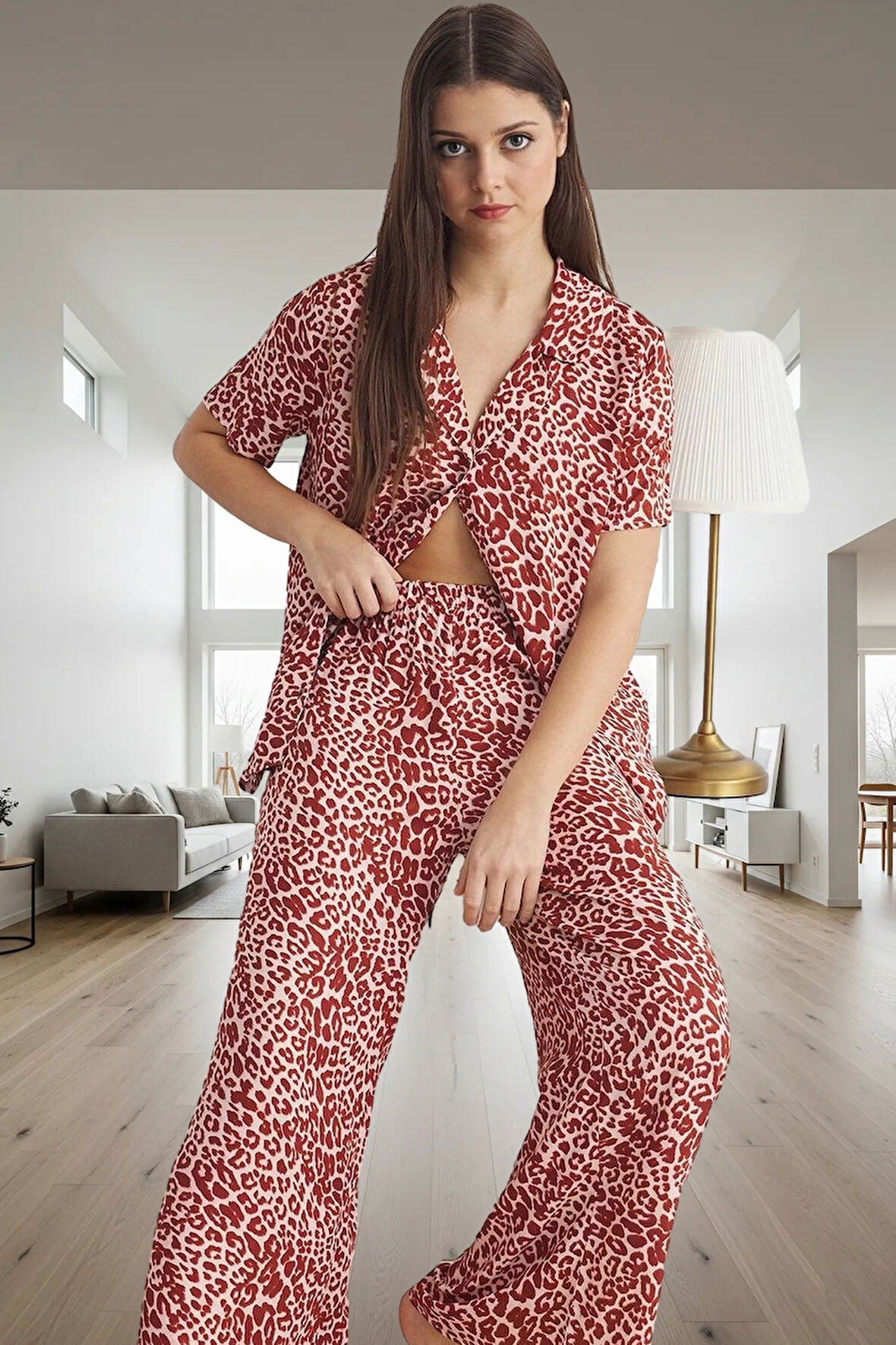 Kadın Şık Leopar Desenli Viskon Pijama Takımı Rahat ve Feminen Tasarım Dayanıklı Malzeme Modern Stil