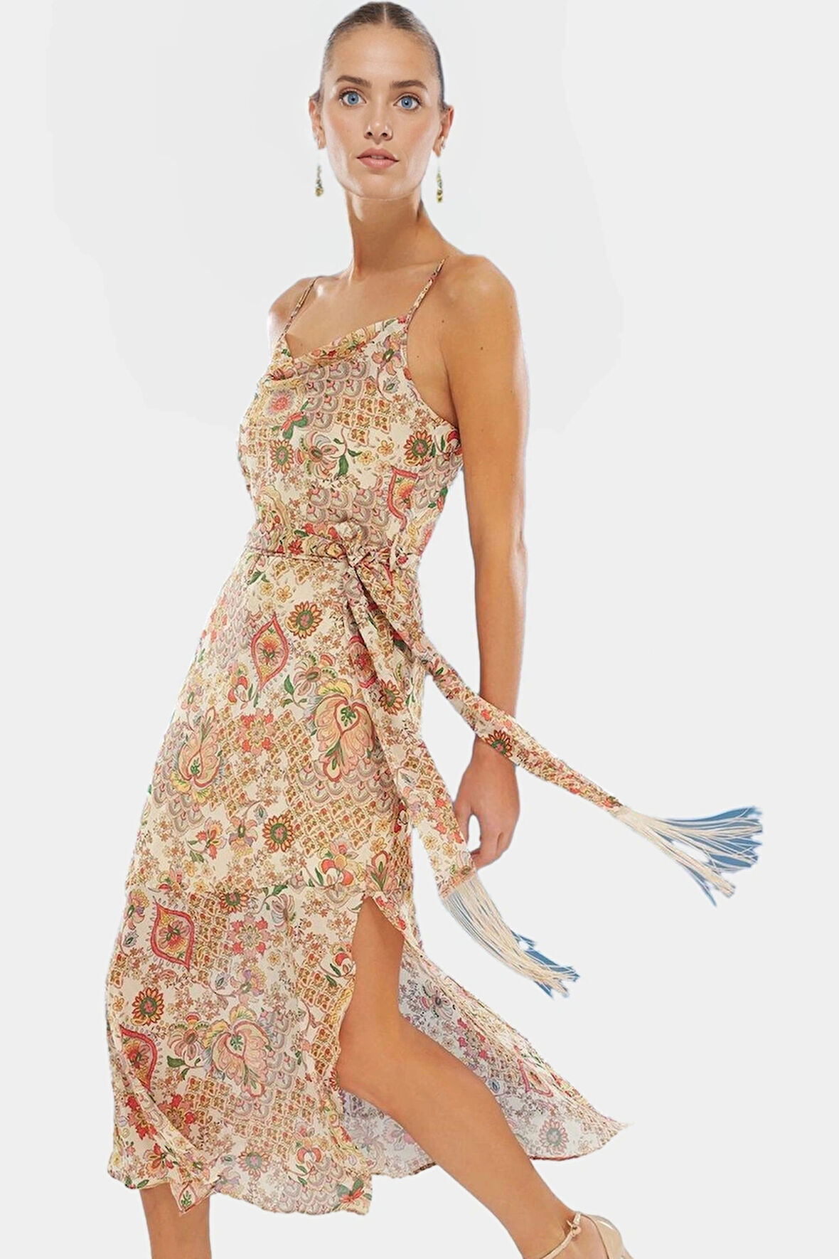 Maxi Şifon Elbise Etnik Desenli A line Kesim Kuşaklı Profesyonel Görünüm Seçkin Malzeme