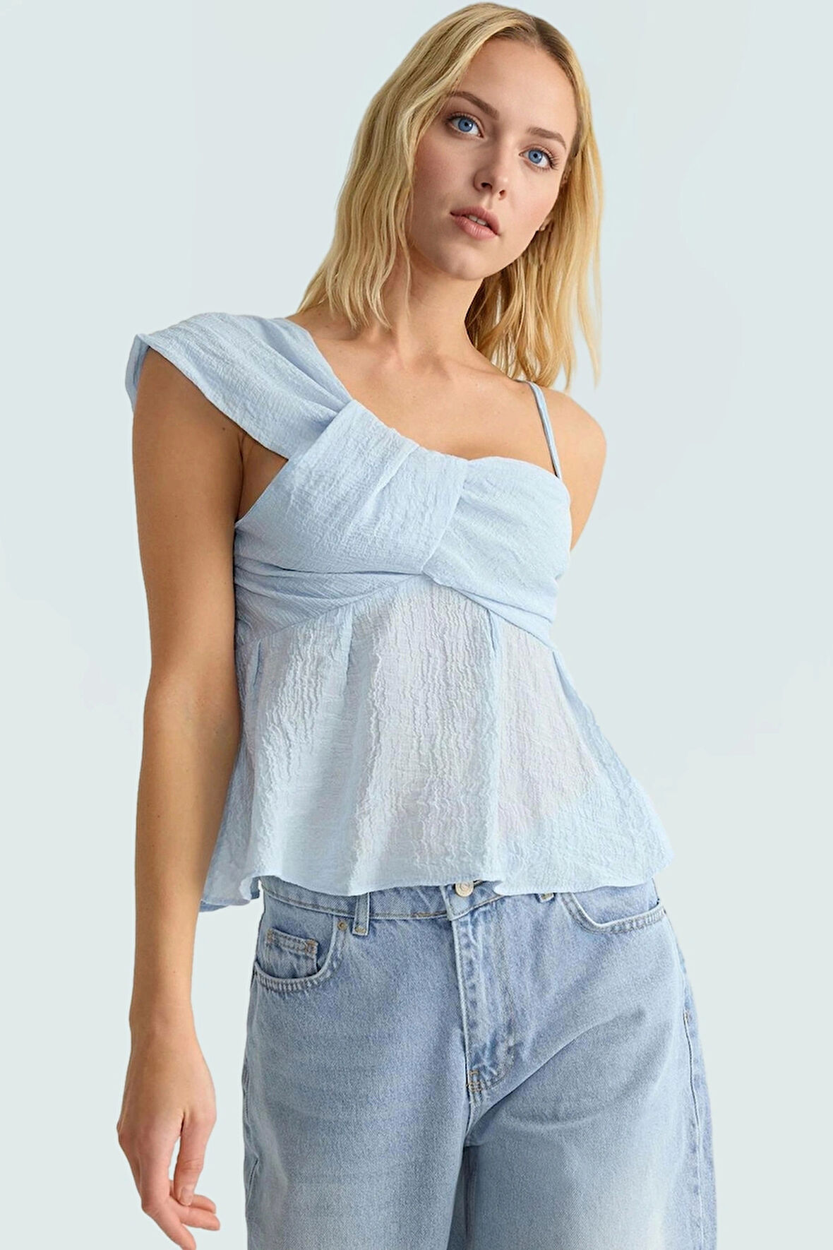 Kadın Bluz Peplum Kalp Yaka Aerobin Dokuma Yazlık Dayanıklı Malzeme Şık Görünüm