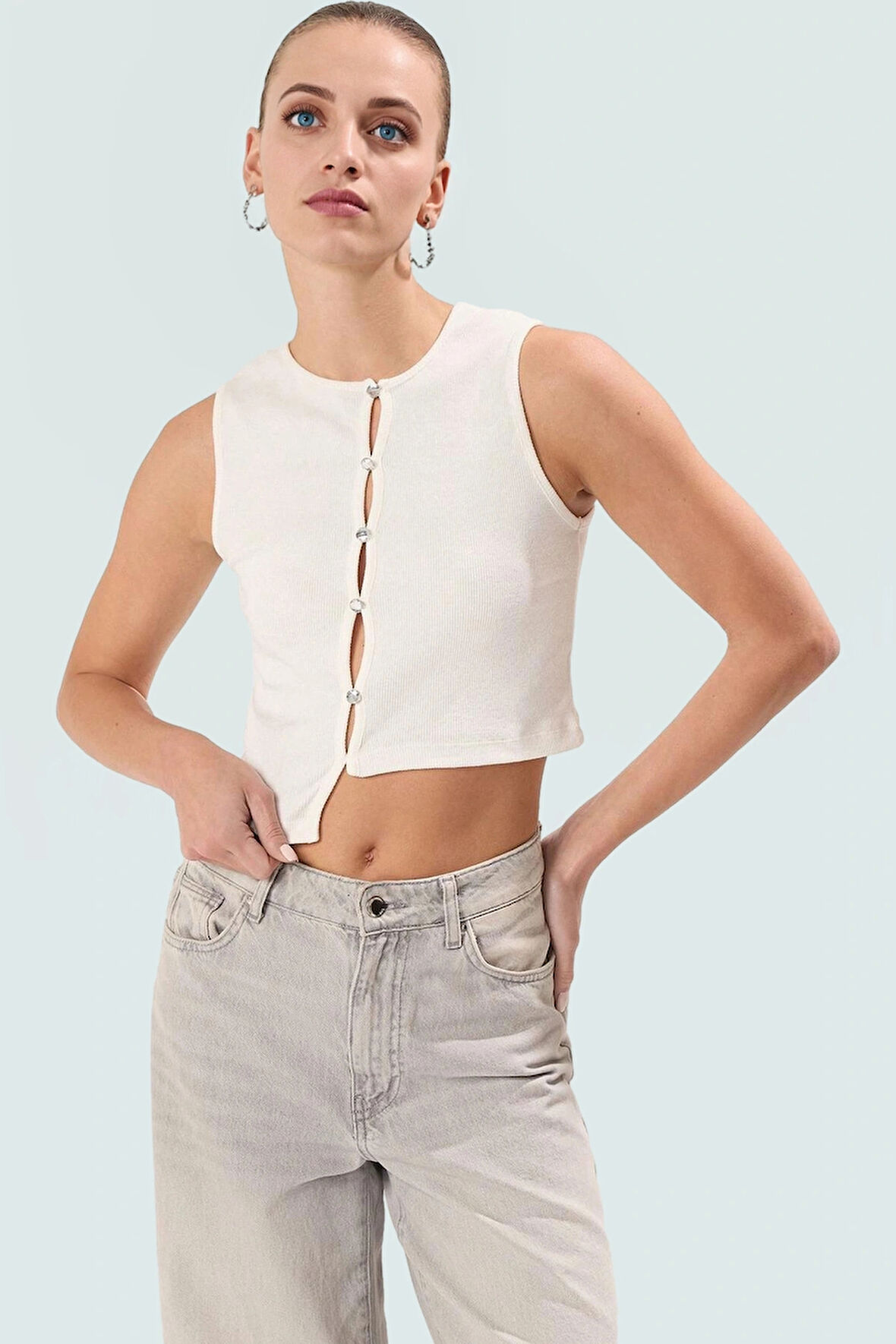 Fitilli Crop Örme Bluz Asimetrik Kesim Bisiklet Yaka Özenle Seçilmiş Rahat Ve Şık Görünüm
