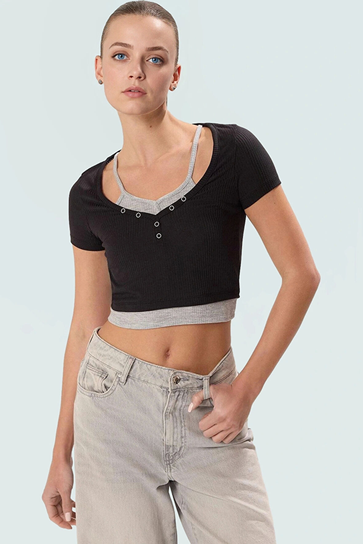 Fitted Vücudu Saran Kısa Bluz Kaşkorse Örme Polyester Yazlık Seçkin Malzeme Yüksek Kalite