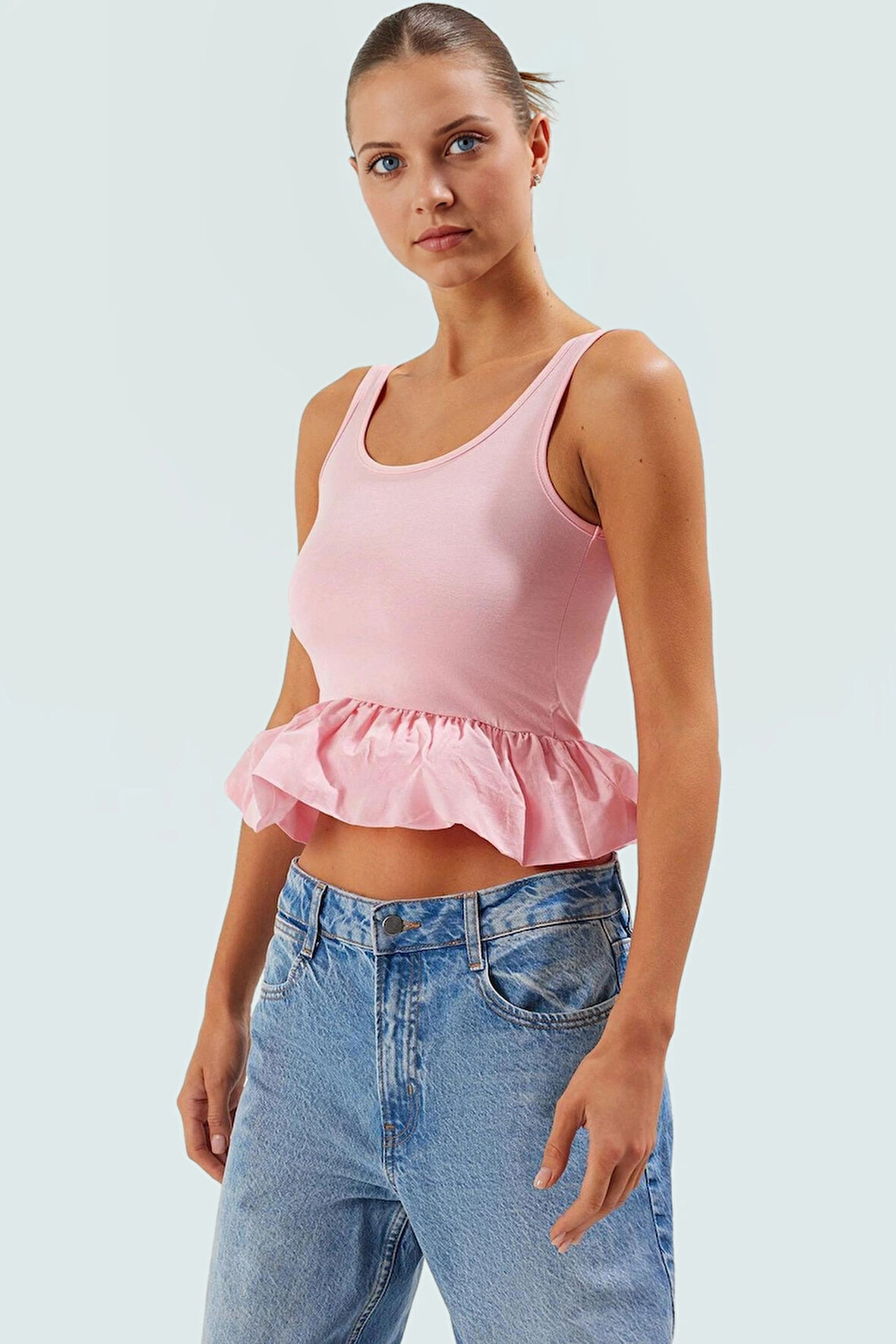 Kolsuz Örme Bluz Fitted Kalıp Havuz Yaka Yazlık Crop Günlük Kullanım İçin Özel Tasarım