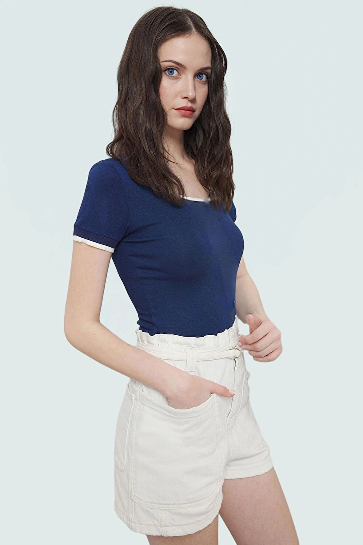 Kadın V Yaka Kısa Kollu Fitted Viskon Ribana Bluz Günlük Kullanım Konforlu Kesim Rahat Ve Şık