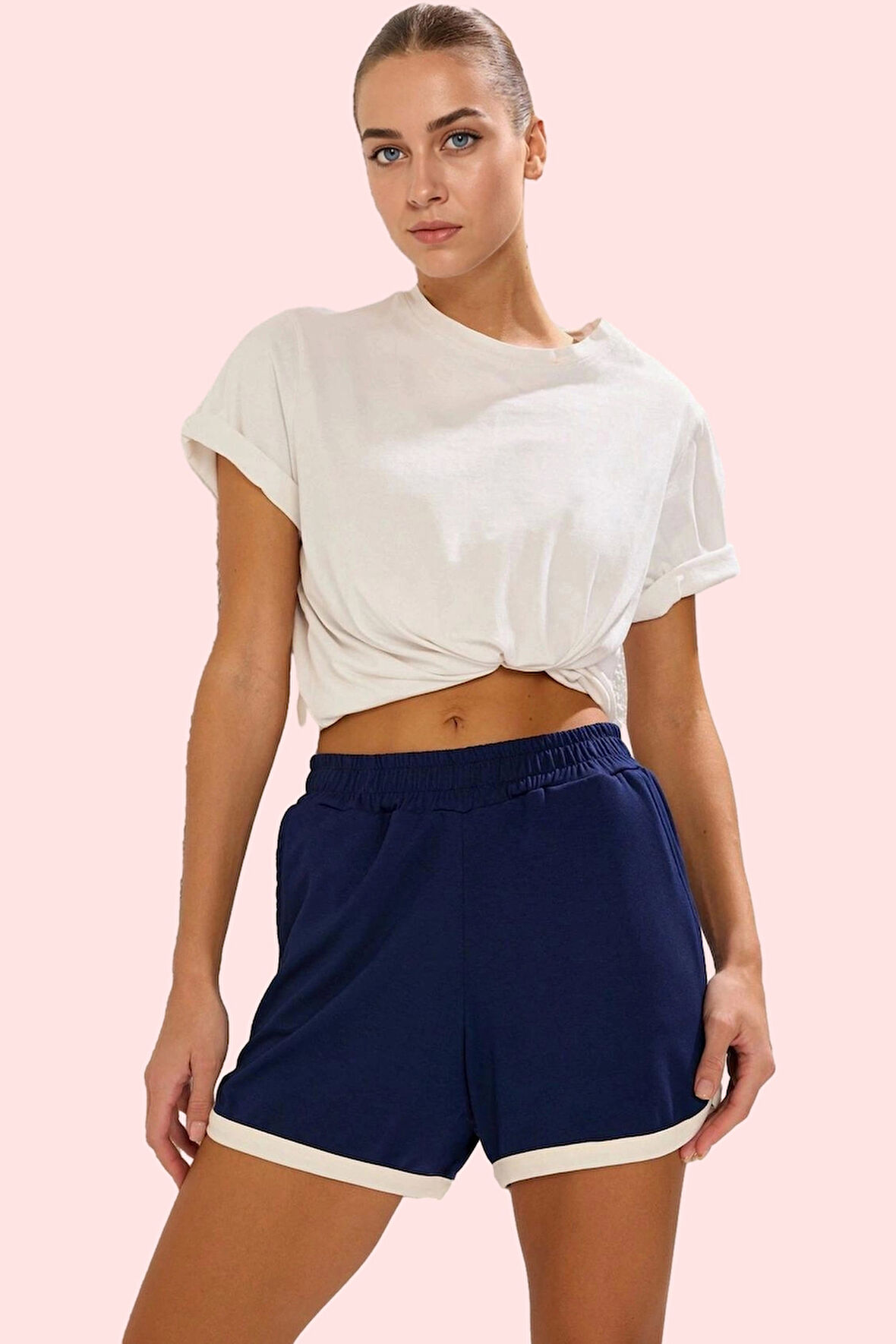 Kadın Kısa Boy Örme Şort Renk Bloklu Desen Rahat Kalıp Günlük Kullanım Yaz Aylarının Vazgeçilmezi