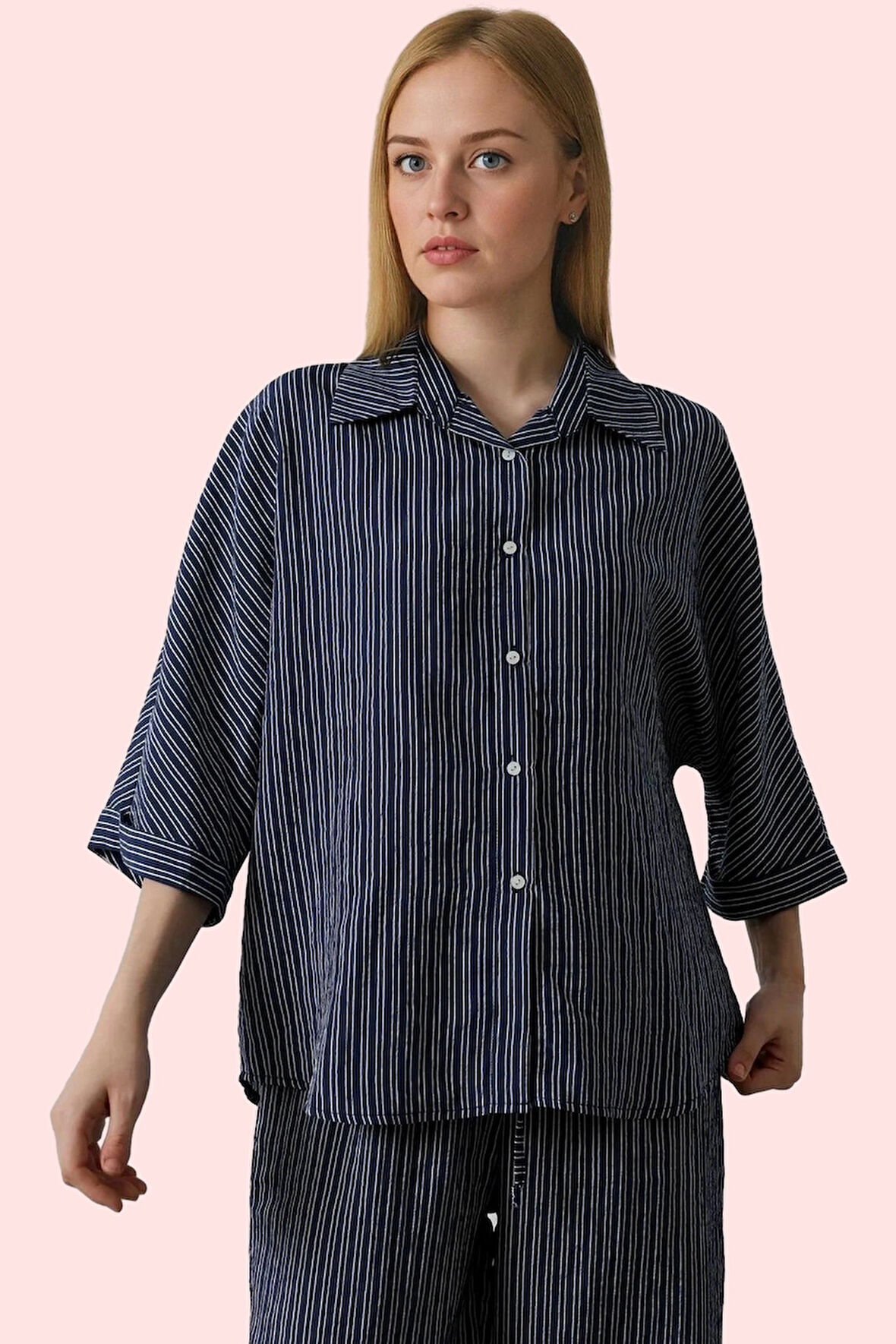 Kadın Oversize Çizgili Gömlek Düşük Kol Uzun Kollu Regular Kalıp Yaz Aylarının Vazgeçilmezi